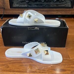 Women FashionNova Shoes; Size 7